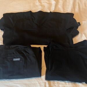 Med Couture Women's Black Scrub Set